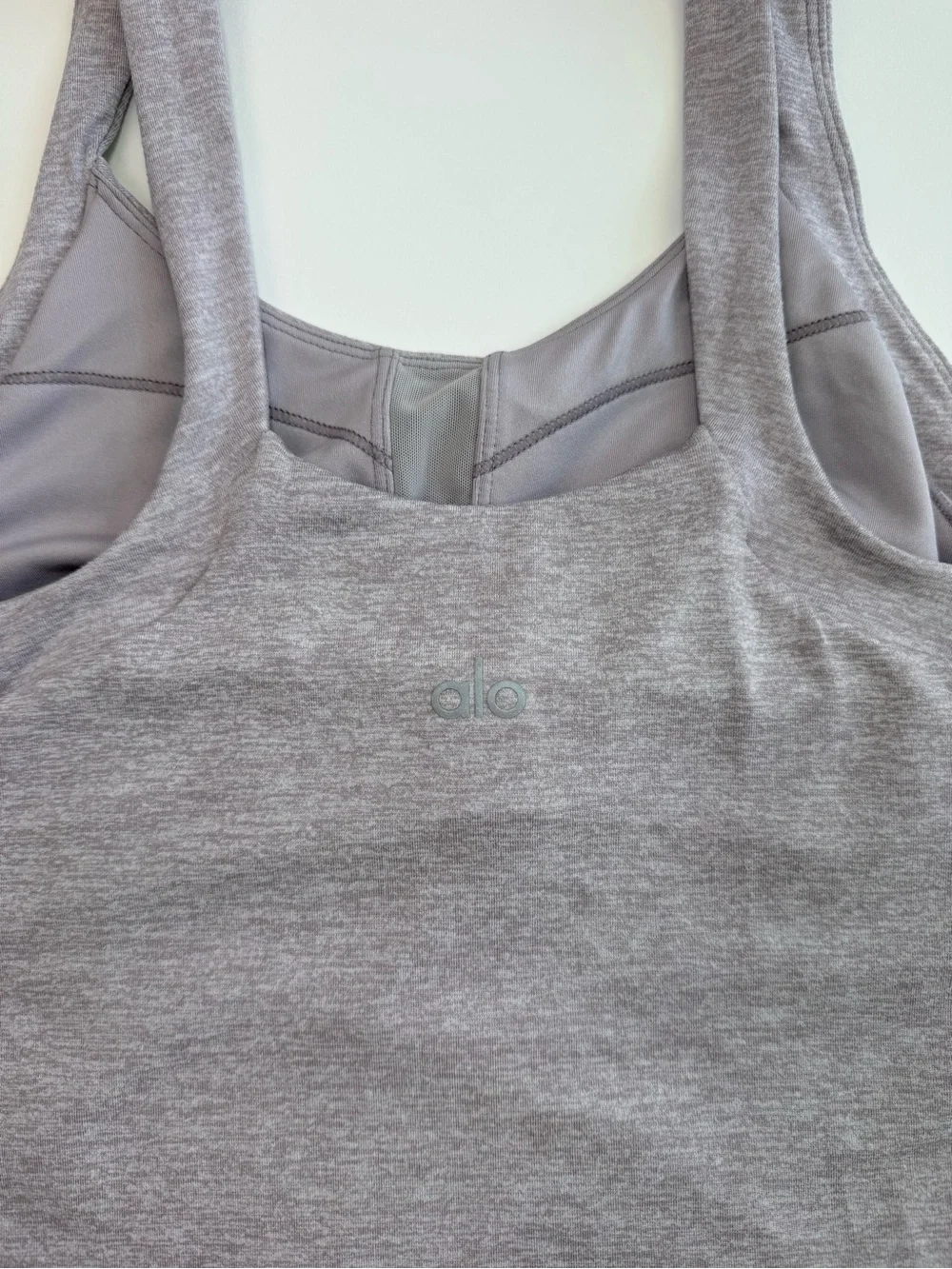ALO Yoga Alosoft Complete Bra Tank In Parisian sz S